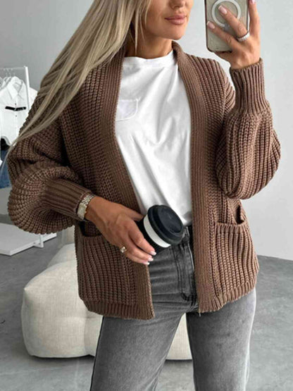 Cardigan Aperto con Spalle Cadenti per uno Stile Informale e Chic