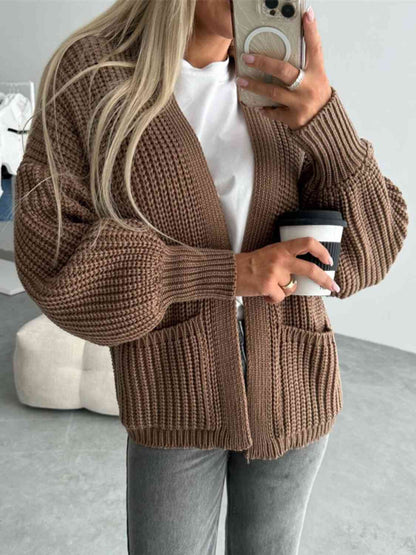 Cardigan Aperto con Spalle Cadenti per uno Stile Informale e Chic