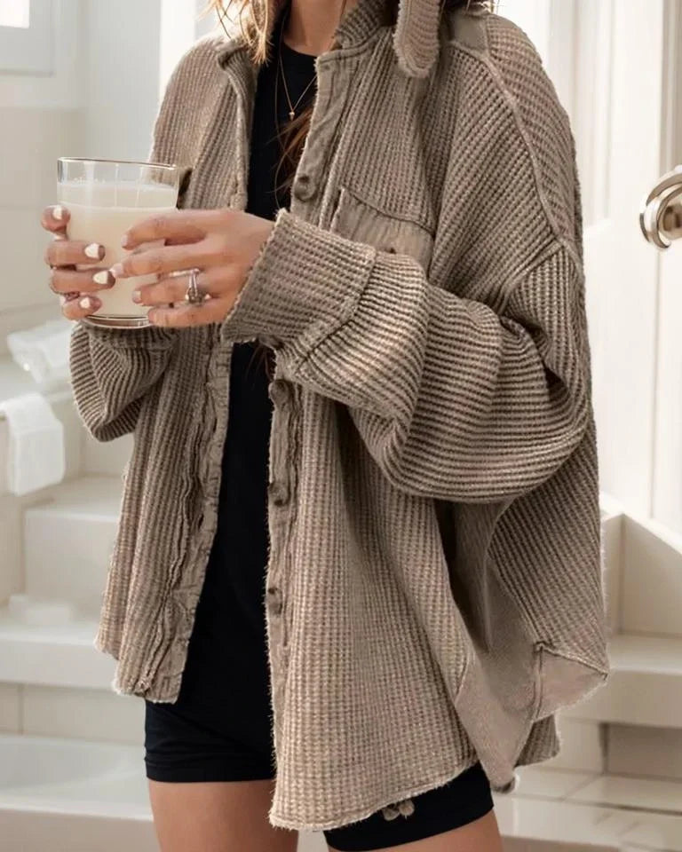 Elegante e Versatile Giacca da Camicia Irregolare con Tasche a Collo per l'Individuo Moderno